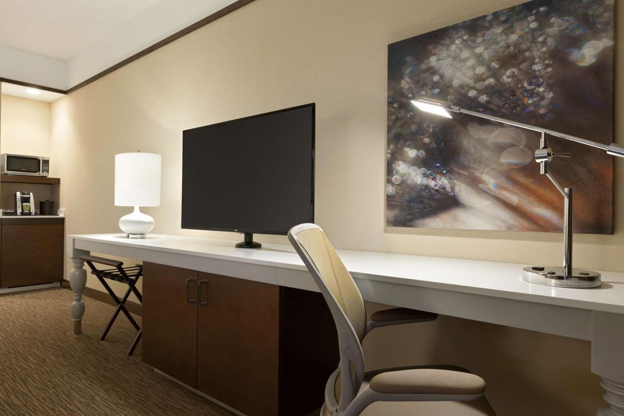 Hilton Garden Inn Charlotte Southpark Bagian luar foto